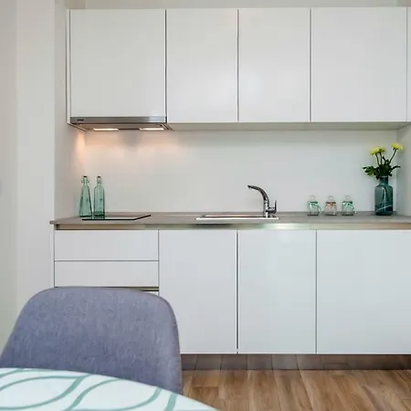 아파트 Loki 로비니